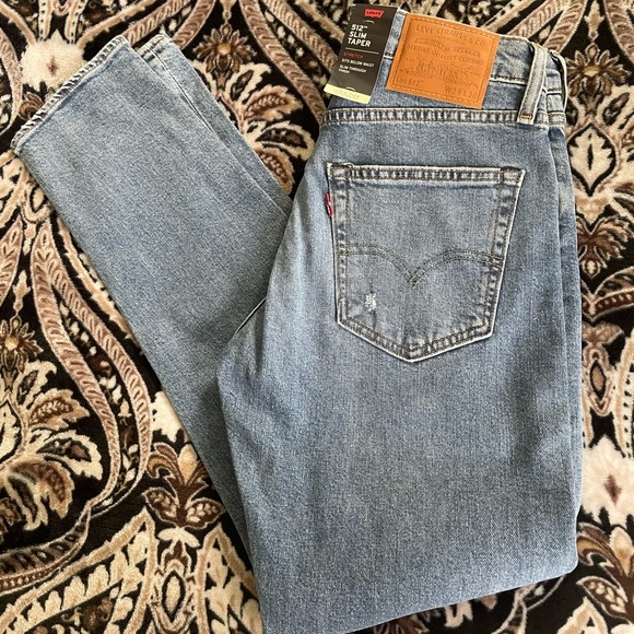 Levi’s Premium Flex 512 Slim Taper Jeans - Picture 4 of 9